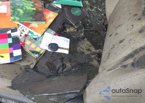 2011 Kia Optima Lx from USA, damaged, VIN KNAGM4A77B5127420